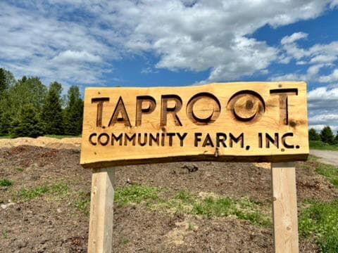 Taproot Loop trailhead